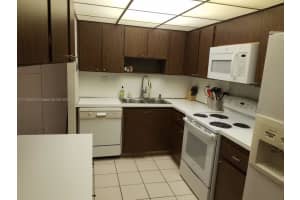 20381 NE 30th Ave, Miami, FL 33180, Sold 04/01/22