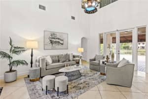 15962 NW 79th Ct, Hialeah, FL 33016, Sold 02/18/22