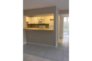 10381 N Kendall Dr APT M5, Miami, FL 33176, Sold 03/09/22