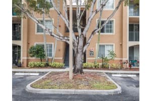 8030 N Nob Hill Rd, Tamarac, FL 33321, Sold 02/11/22
