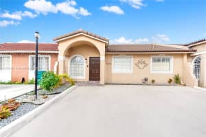 7675 NW 181st St, Hialeah, FL 33015, Sold 03/21/22
