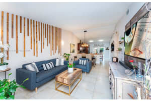 7675 NW 181st St, Hialeah, FL 33015, Sold 03/21/22