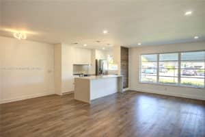 670 High Point Blvd N, Delray Beach, FL 33445, Sold 02/07/22