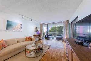 2901 S Bayshore Dr #4d, Miami, FL 33133, Sold 05/06/22