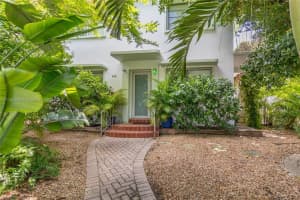 945 10th St APT 1, Miami Beach, FL 33139, Sold 02/25/22
