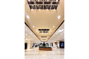 801 Brickell Bay Dr, Miami, FL 33131, Sold 02/28/22