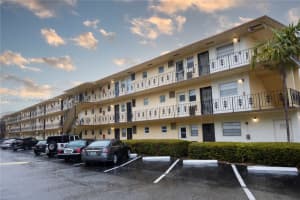 2810 NE 201st Terrace APT G322, Aventura, FL 33180, Sold 01/19/22
