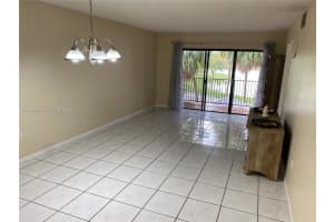 220 W Park Dr, Miami, FL 33172, Sold 03/18/22