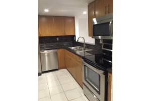 8075 SW 107th Ave, Miami, FL 33173, Sold 02/24/22