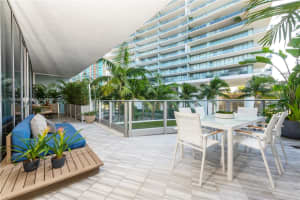 801 South Pointe Dr, Miami Beach, FL 33139, Sold 01/31/22
