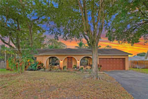 8660 SW 55th St, Cooper City, FL 33328, Sold 03/01/22