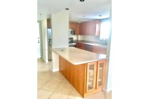 2829 Indian Creek Dr, Miami Beach, FL 33140, Sold 04/20/22