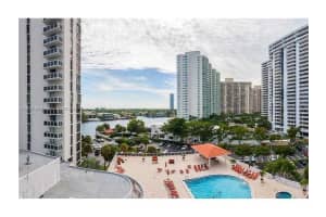 20515 E Country Club Dr, Aventura, FL 33180, Sold 03/17/22