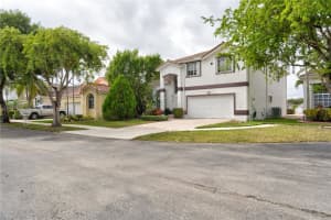 5422 NW 110th Ave, Doral, FL 33178, Sold 03/01/22