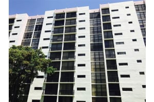 17011 N Bay Rd, Sunny Isles Beach, FL 33160, Sold 02/28/22