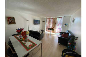 484 NW 165th St a312, Miami, FL 33169, Sold 03/11/22