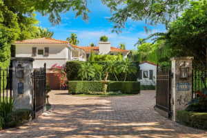 2121 Lake Ave, Miami, FL 33140, Sold 02/28/22