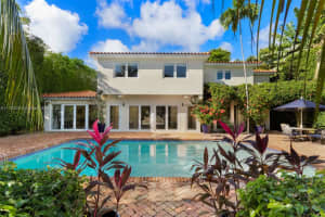 2121 Lake Ave, Miami, FL 33140, Sold 02/28/22