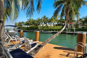 2121 Lake Ave, Miami, FL 33140, Sold 02/28/22