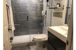 5422 W 27th Ave, Hialeah, FL 33016, Sold 03/14/22