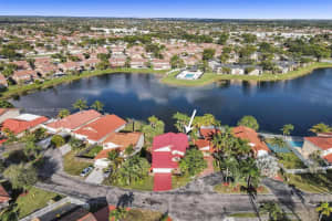 8419 NW 189th St, Hialeah, FL 33015, Sold 02/16/22