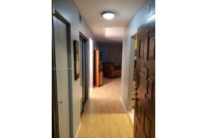 6940 NW 186th St, Hialeah, FL 33015, Sold 04/20/22