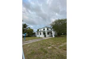 730 SW 7th St, Dania Beach, FL 33004, Sold 02/01/22