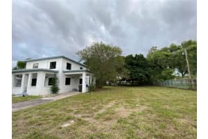 730 SW 7th St, Dania Beach, FL 33004, Sold 02/01/22