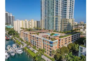 90 Alton Rd Apt Fl-8, Miami Beach, FL 33139, Sold 03/14/22