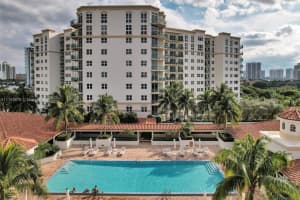 19900 E Country Club Dr, Aventura, FL 33180, Sold 03/01/22