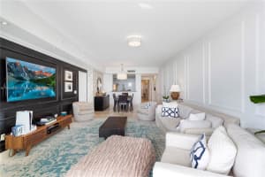 3330 NE 190th St, Aventura, FL 33180, Sold 05/16/22