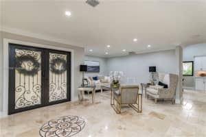 11945 Silver Oak Dr, Davie, FL 33330, Sold 04/22/22