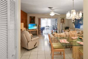 13766 Kendale Lakes Dr, Miami, FL 33183, Sold 02/24/22