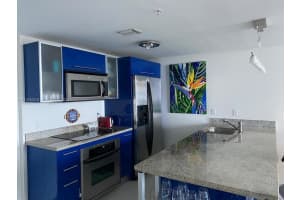185 SW 7th St 12th floor, Miami, FL 33130, Sold 02/11/22