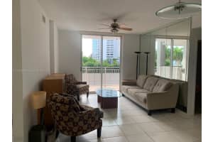 185 SE 14th Terrace, Miami, FL 33131, Sold 02/23/22