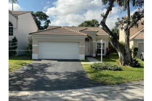7746 Hibiscus Ln, Coral Springs, FL 33065, Sold 02/28/22