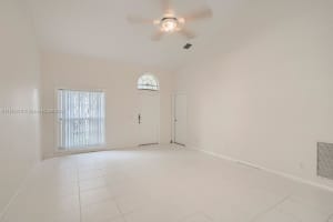 7746 Hibiscus Ln, Coral Springs, FL 33065, Sold 02/28/22