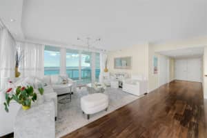 Add Building Entrance, 2127 Brickell Ave, Miami, FL 33129, Sold 03/07/22