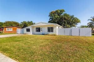 20421 NW 25th Ave, Miami Gardens, FL 33056, Sold 03/04/22