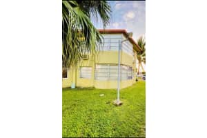 18566 NE 18th Ave, Miami, FL 33179, Sold 02/28/22