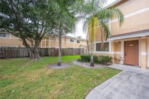 401 Palm Cir E, Pembroke Pines, FL 33025, Sold 03/04/22
