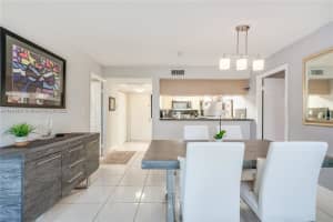 8100 Geneva Ct, Doral, FL 33166, Sold 03/29/22
