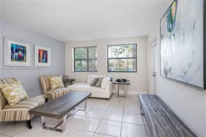 8100 Geneva Ct, Doral, FL 33166, Sold 03/29/22
