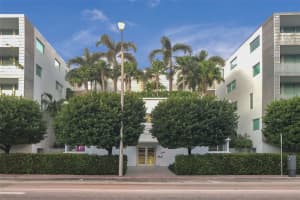 1700 Meridian Ave, Miami Beach, FL 33139, Sold 03/22/22