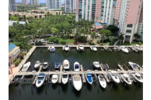 3370 NE 190th St, Miami, FL 33180, Sold 04/08/22