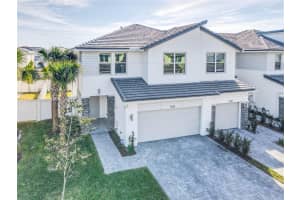 1130 Rio Ct, Lighthouse Point, FL 33064, Sold 02/01/22