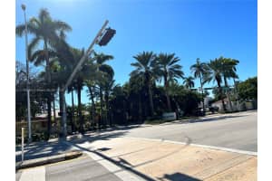 7545 E Treasure Dr #9a, North Bay Village, FL 33141, Sold 04/19/22