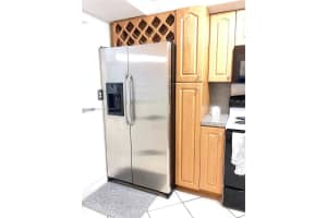 9353 Fontainebleau Blvd APT A216, Miami, FL 33172, Sold 02/15/22