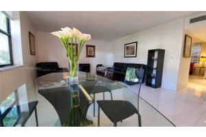 20441 NE 30th Ave, Aventura, FL 33180, Sold 02/24/22