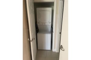 9170 Fontainebleau Blvd, Miami, FL 33172, Sold 03/25/22